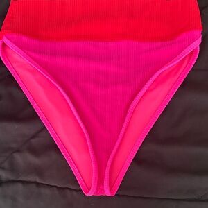 Beach Riot Colorblock High-Waist Bikini Bottom in Hot Pink & Red L Large EVA
